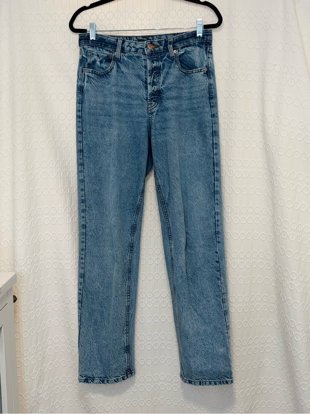Wild Fable Women's 8 Hi-Rise Straight Leg Easy Rigid Blue Wash Jeans